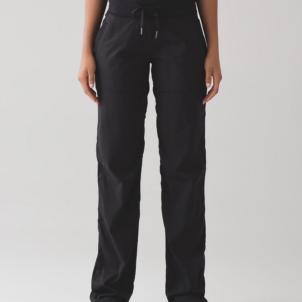 Lululemon Dance Studio Panh